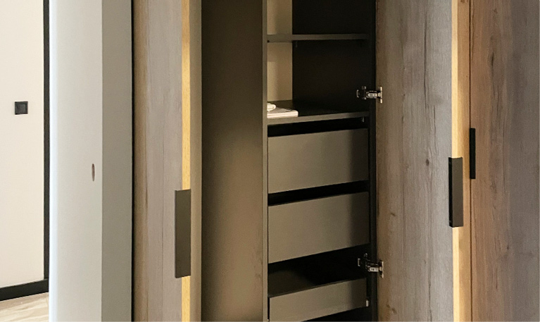 Projekt i wizualizacje garderoby na wymiar