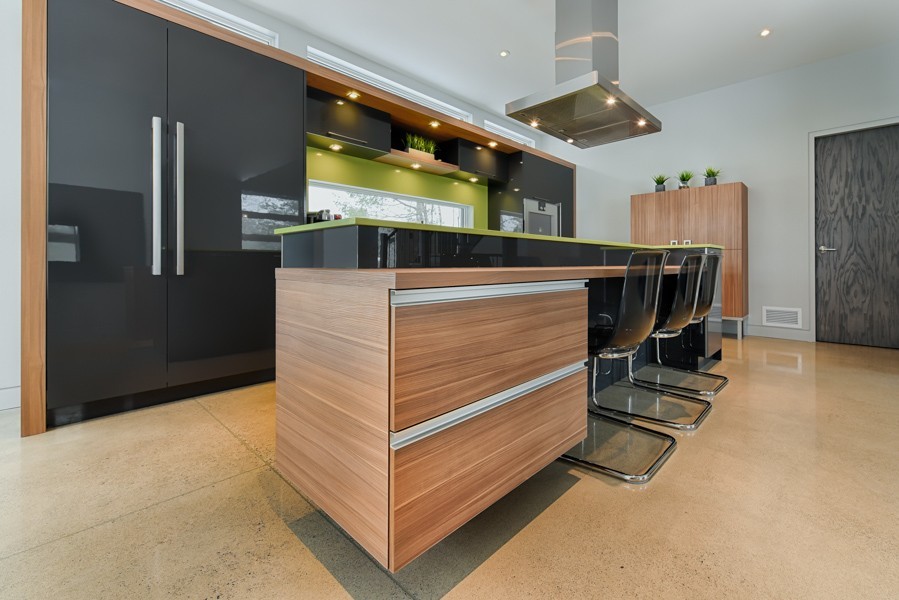 kuchnia czern i drewno 1648456270 1648456270