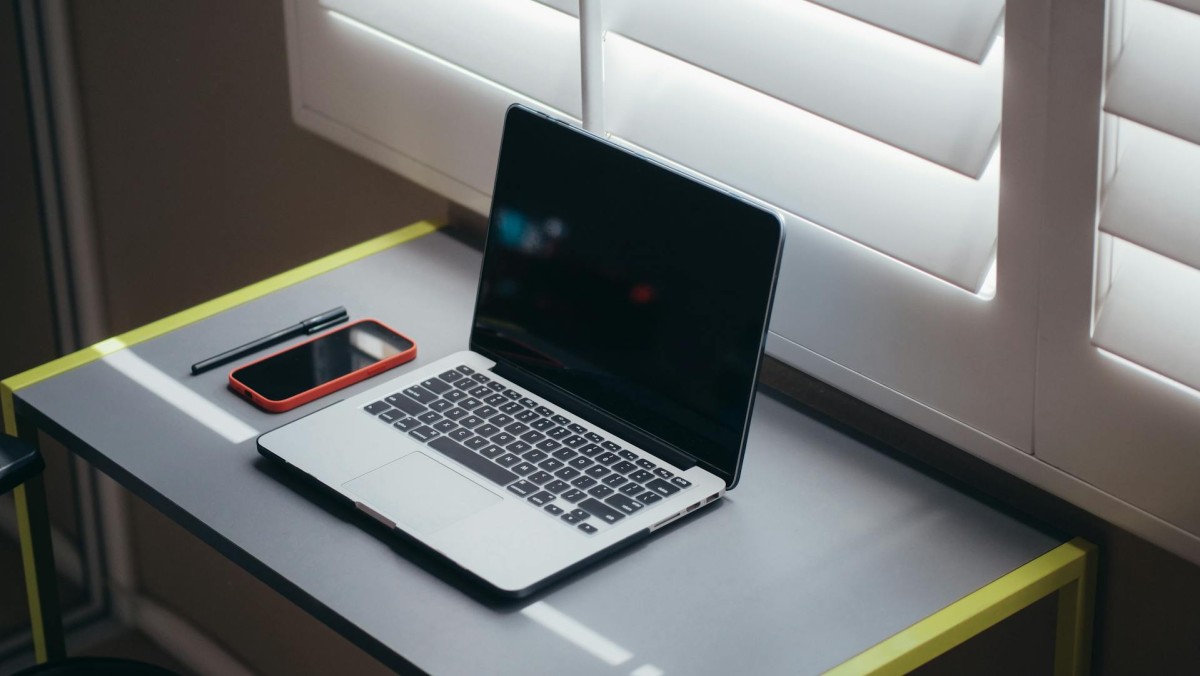 Małe biurko na wymiar